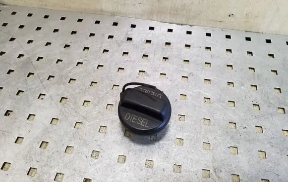Honda CR-V Fuel tank filler cap 