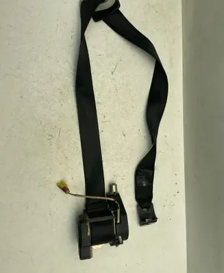 Volkswagen Golf IV Front seatbelt 1J4857706AA 65505