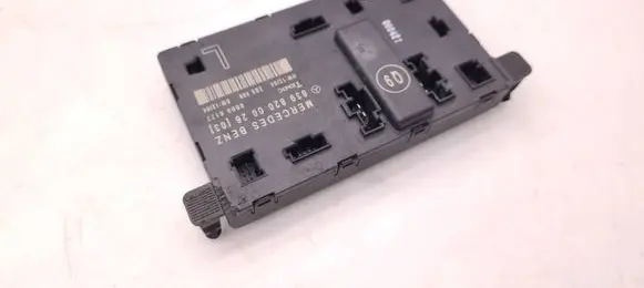 Mercedes-Benz Vito Viano W639 Door control unit/module 6398200026 00006177