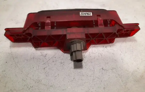Mazda 626 Third/center stoplight 28661825
