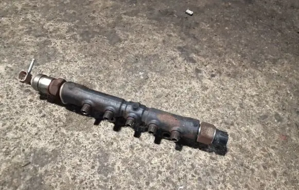 Toyota Corolla E120 E130 Fuel main line pipe