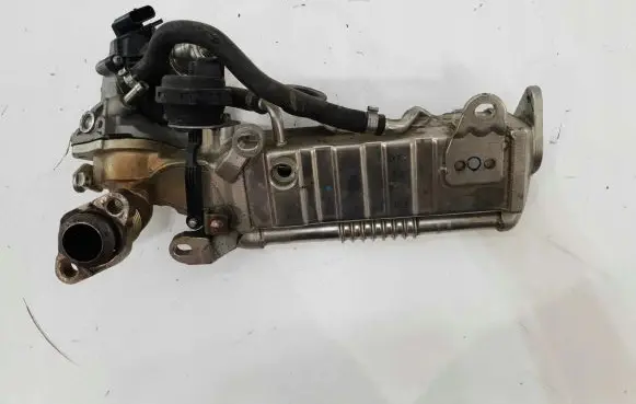 Mini Cooper Countryman R60 EGR valve cooler 8573897