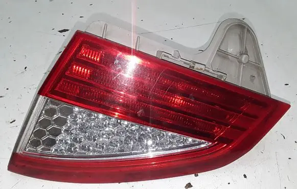 Ford Mondeo MK IV Rear/tail lights 7s7113a602