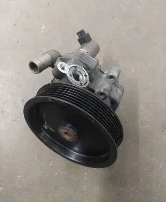 Mercedes-Benz E W212 Power steering pump A0064666501