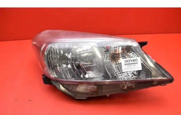 Toyota Yaris Headlight/headlamp