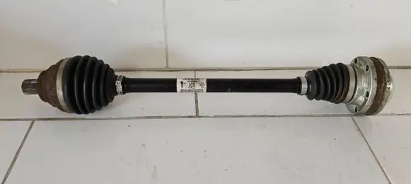 Volkswagen Golf VII Front driveshaft 5QE407272B 0600086489