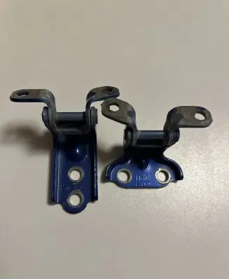 Rear door hinge set