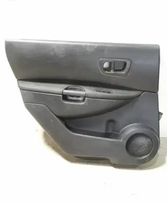 Nissan Qashqai+2 Rear door card panel trim 82977ey10a 82923br20b