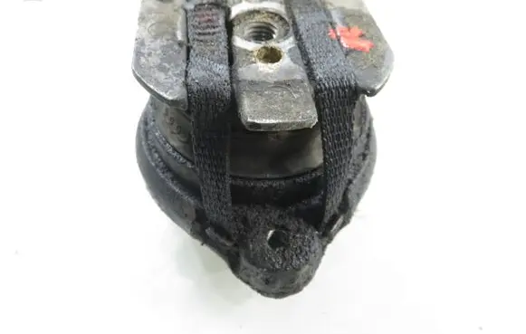 Audi A6 S6 C5 4B Gearbox mounting bracket 4B3399151