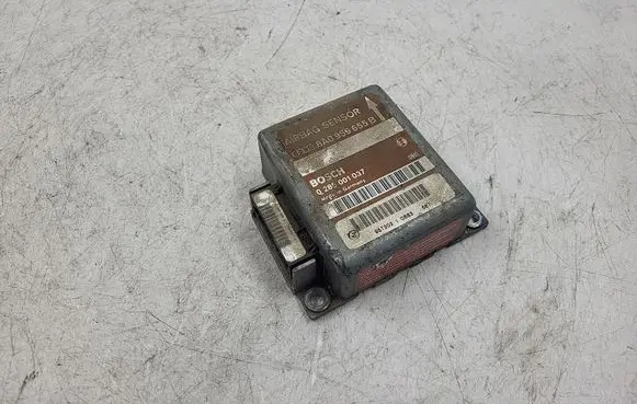 Audi A4 S4 B5 8D Airbag control unit/module 8A0959655B