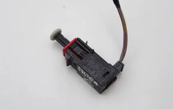 Opel Astra H Brake pedal sensor switch 55701395