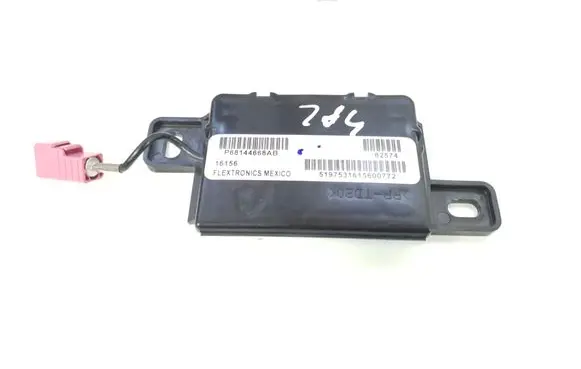 Dodge RAM Keyless system antenna 68186558AA 68144668AB