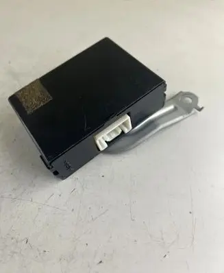 Toyota Land Cruiser (J120) Air conditioner control unit module 8748060040 0772002321