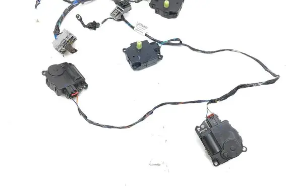 Maserati Ghibli Air flap motor/actuator CP903002 545250008 1918054A