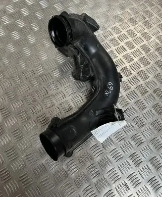 Volvo XC60 Intercooler hose/pipe 31370120