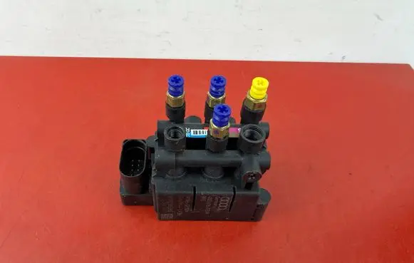 Audi A8 S8 D5 Suspension control unit/module 4N0616013A