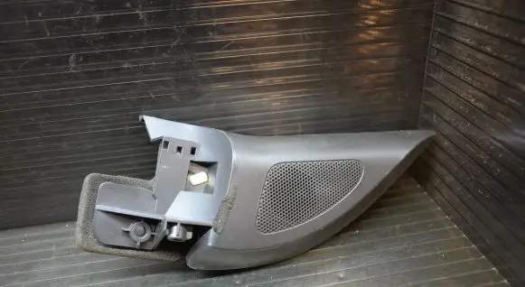 Volkswagen Golf V Front door speaker cover trim 1K0837993