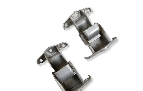 Opel Vivaro Rear door hinge set 904006707R 93458938