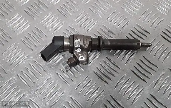 Fuel injector