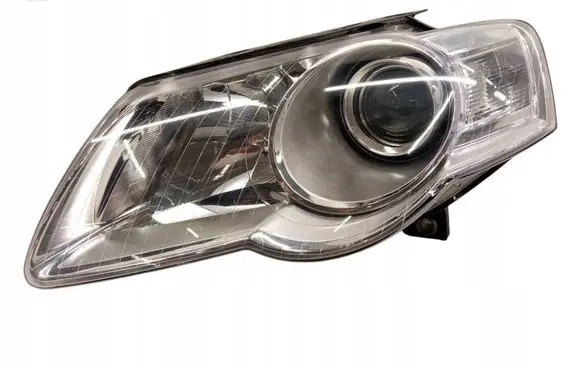 Volkswagen PASSAT B6 Headlight/headlamp 