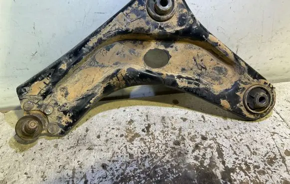 Citroen C3 Aircross Front lower control arm/wishbone 