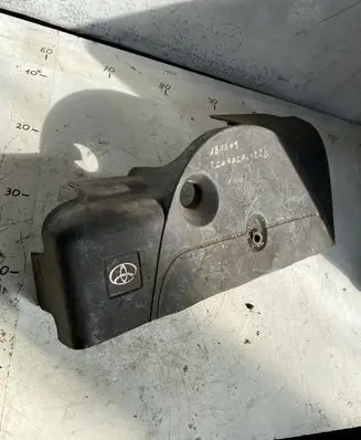 Toyota Corolla E110 Engine cover (trim)