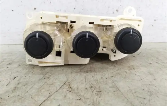 Honda Civic Climate control/heater control trim 