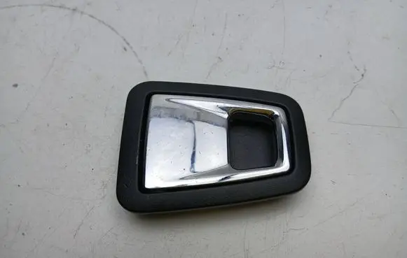 Volvo XC90 Tie down hook / loop 31462873