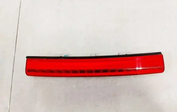 Fiat 500L Third/center stoplight 51925086