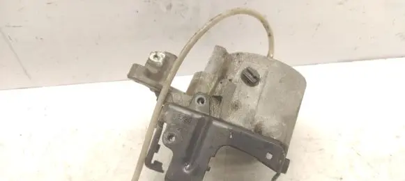 Mazda 5 Fuel filter bracket/mount holder AV6Q9180AF