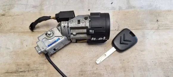Citroen C3 Ignition lock 9663123280