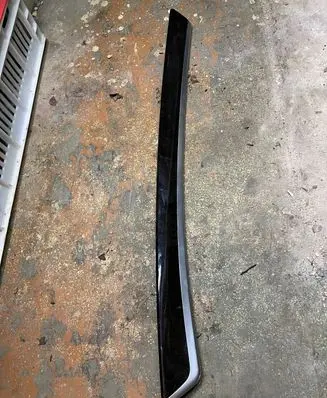 BMW 5 F10 F11 Front door trim bar 7225552