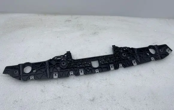 BMW i4 Front bumper mounting bracket 9463987