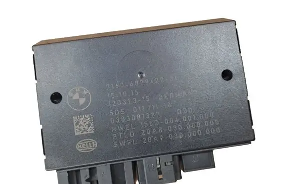 BMW X1 F48 F49 Tow bar trailer control unit/module 6879427 12037315 0383081327
