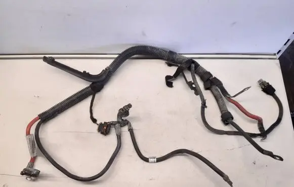Opel Corsa D Positive cable (battery) 55558093