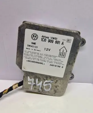 Skoda Fabia Mk1 (6Y) Airbag control unit/module 1C0909601A