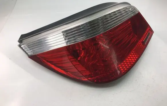 BMW 5 E60 E61 Rear/tail lights 6910767