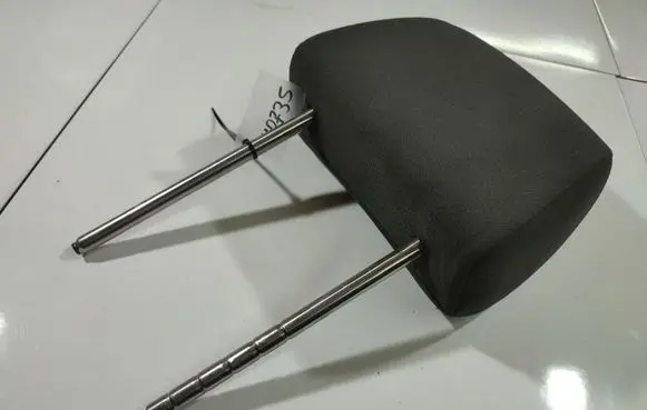 Seat Toledo III (5P) Front seat headrest 