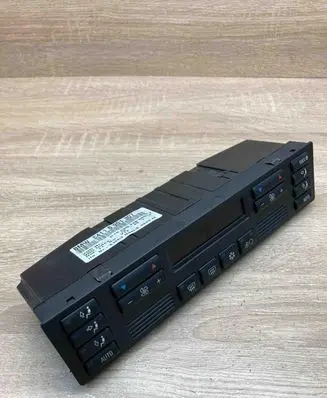 BMW 7 E38 Climate control unit 6901307