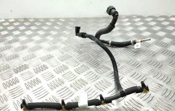 Peugeot 2008 II Fuel return line/hose 9824723180