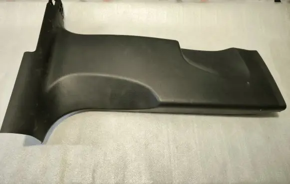 Porsche Macan (95B) (B) pillar trim (bottom) 95B867240
