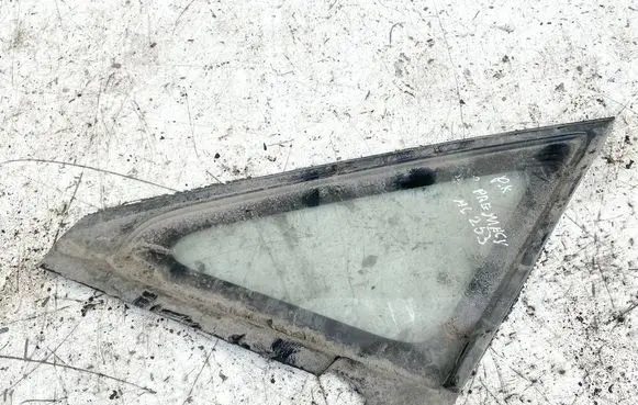 Mazda Premacy Front triangle window/glass as2