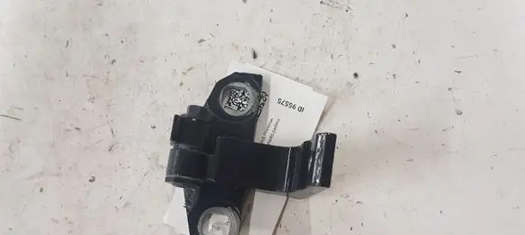 Volvo V60 Rear door lower hinge A046572 C8P5D