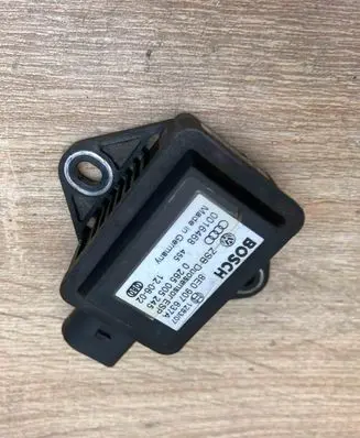 Volkswagen PASSAT B5.5 ESP acceleration yaw rate sensor 8E0907637A 0265005245Used