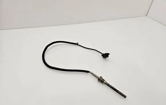 Mercedes-Benz Sprinter W907 W910 Exhaust gas temperature sensor A0009058804 1633213808785