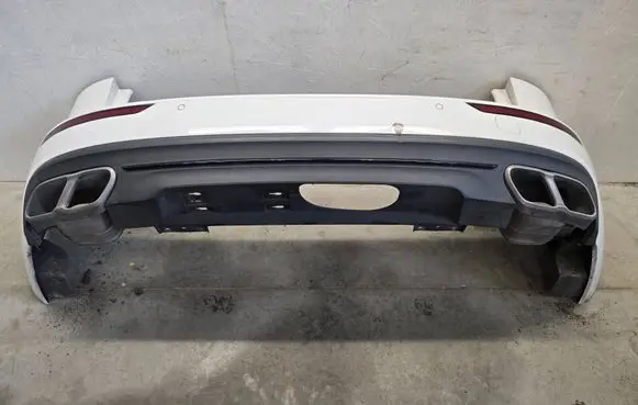 Volvo V60 Rear bumper 31688837