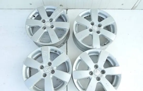 Suzuki Swift I R15 alloy rim 