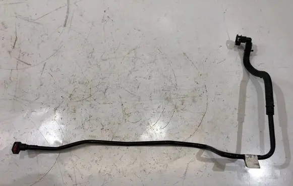 Jeep Grand Cherokee Fuel line pipe