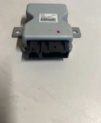 Mazda 5 Power steering control unit/module PE0118561