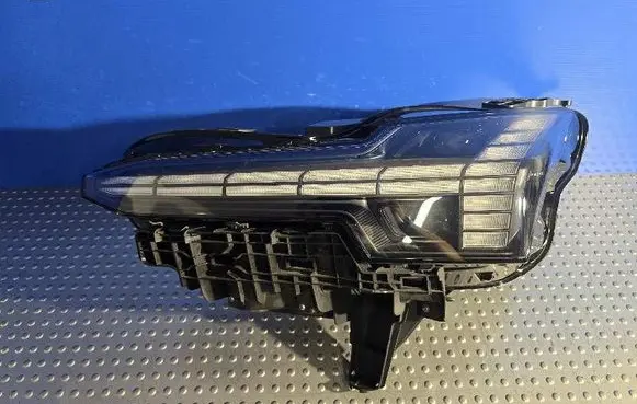 Volvo EX30 Headlight/headlamp 80000401